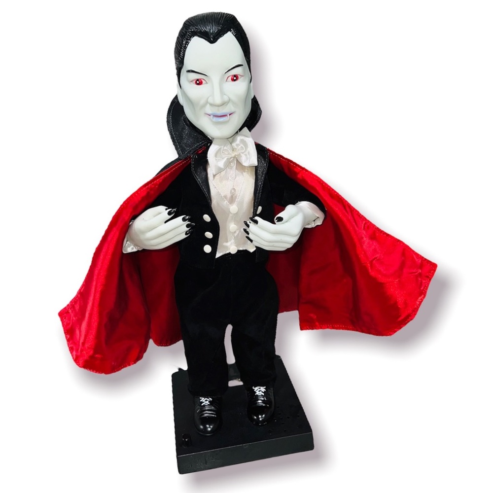 TELCO UNIVERSAL STUDIOS MONSTERS DRACULA 22" HALLOWEEN MOTIONETTE VAMPIRE